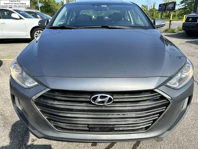 2018
Hyundai
Elantra