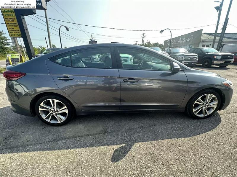 2018
Hyundai
Elantra