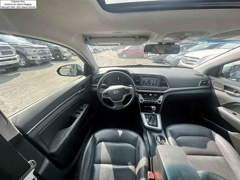 2018
Hyundai
Elantra